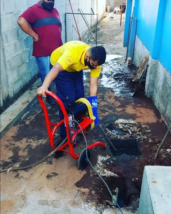 Limpeza de caixa de gordura